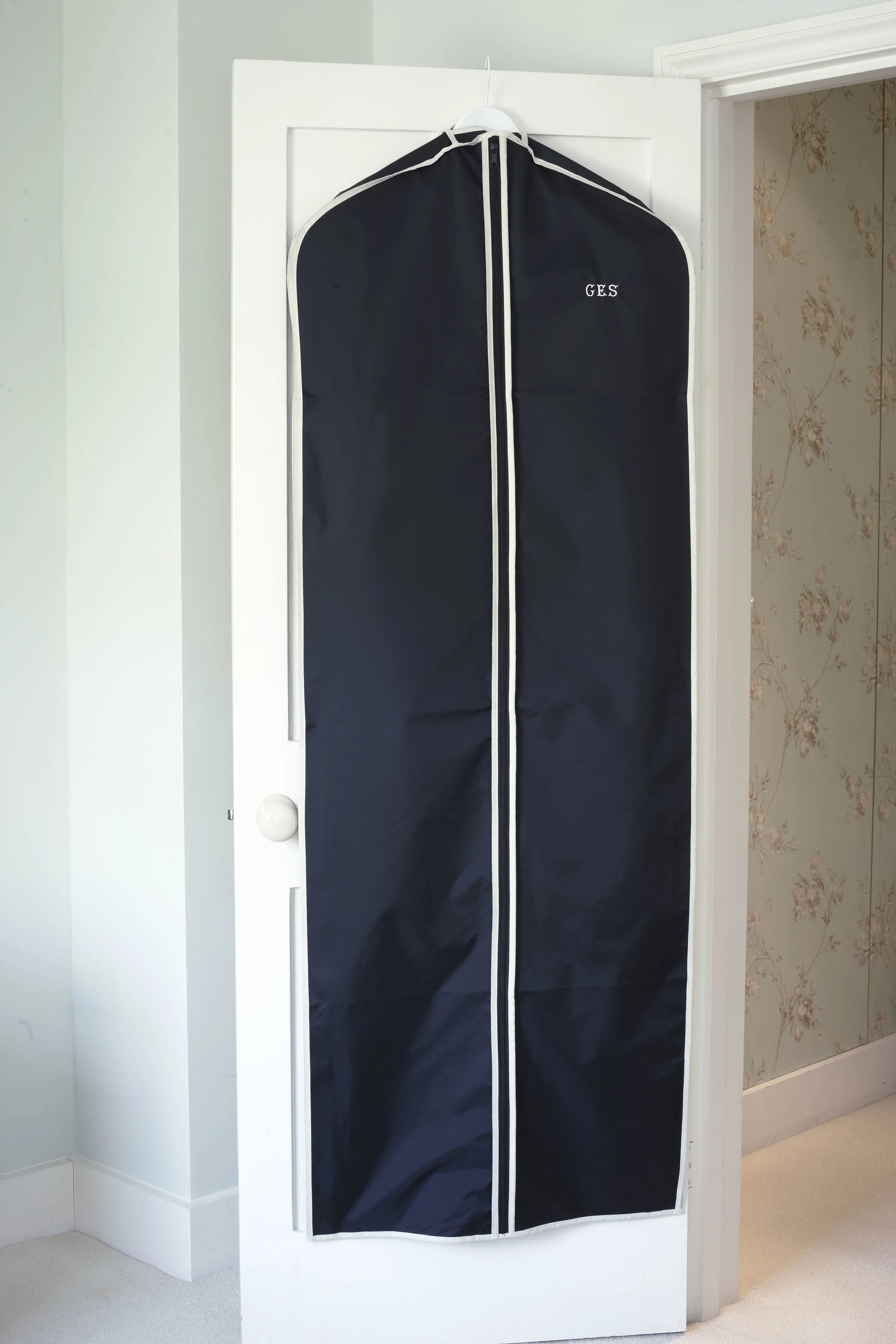 Black/Ivory Evening and Wedding Dress Bag