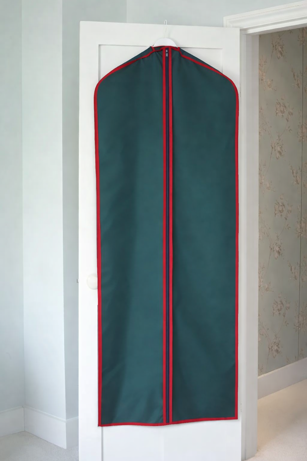 Green/Red Clothes Covers