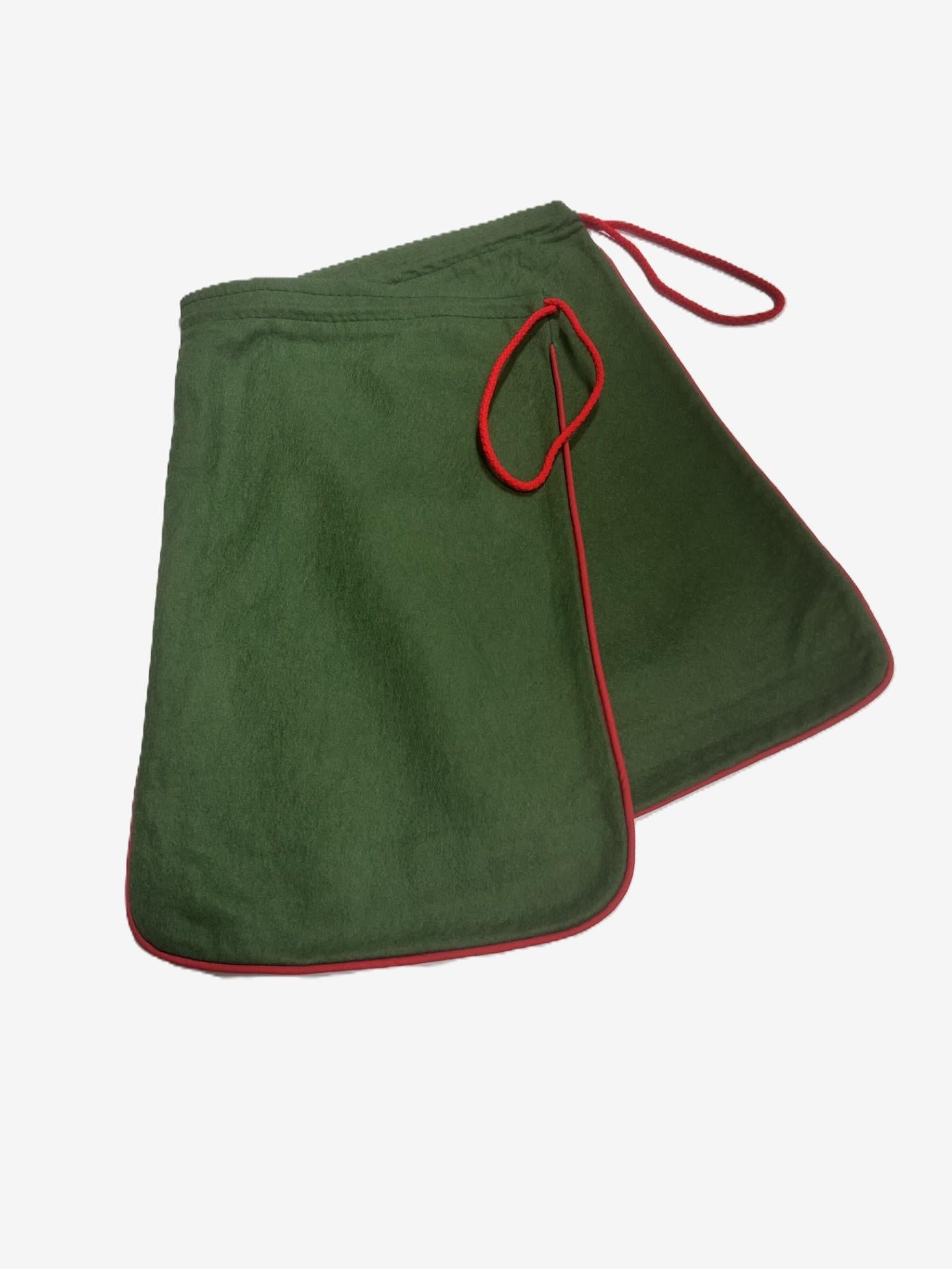 Green/Red Pair of Shoe Bags